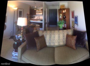 1 Villa Verde Dr in Buffalo Grove, IL - Building Photo - Building Photo