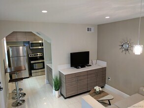 1647 Ninth Ave in San Diego, CA - Building Photo - Building Photo