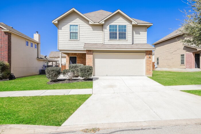 10611 Hunters Pond in San Antonio, TX - Building Photo