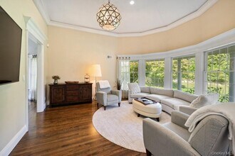 39 Smugglers Path in Riverhead, NY - Building Photo - Building Photo