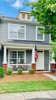 347 Hurston Cir in Charlotte, NC - Building Photo