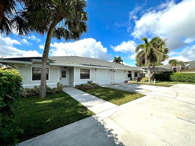 property at 947 Country Wood Ct