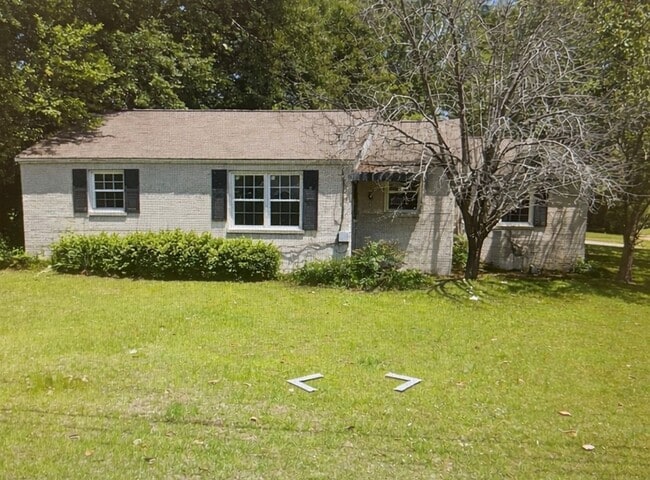 property at 722 University Ave