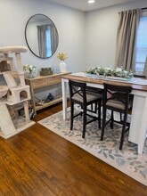 905 Benton Ave in Pittsburgh, PA - Foto de edificio - Building Photo