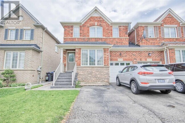 3554 Stonecutter Crescent in Mississauga, ON - Building Photo - Building Photo