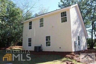 110 White Terrace in Athens, GA - Building Photo - Building Photo