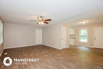 4511 Longbriar Dr in Gastonia, NC - Building Photo - Building Photo