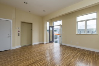 808 N 4th St in Philadelphia, PA - Building Photo - Interior Photo