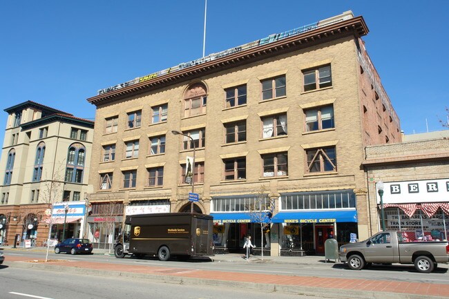 Acheson Physicians Building in Berkeley, CA - Building Photo - Building Photo