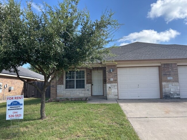 property at 1303 Cinch Dr