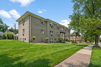 TPK Apartments in Ridgewood, NJ - Foto de edificio - Building Photo