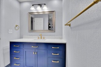 6824 S Willow St in Centennial, CO - Building Photo - Building Photo