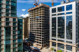 Le Sherbrooke in Montréal, QC - Building Photo - Building Photo