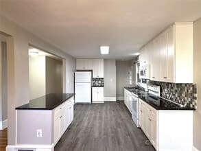 2023 Robin Rd in Salisbury, NC - Building Photo - Building Photo