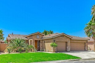 83631 Himalaya Dr in Indio, CA - Building Photo
