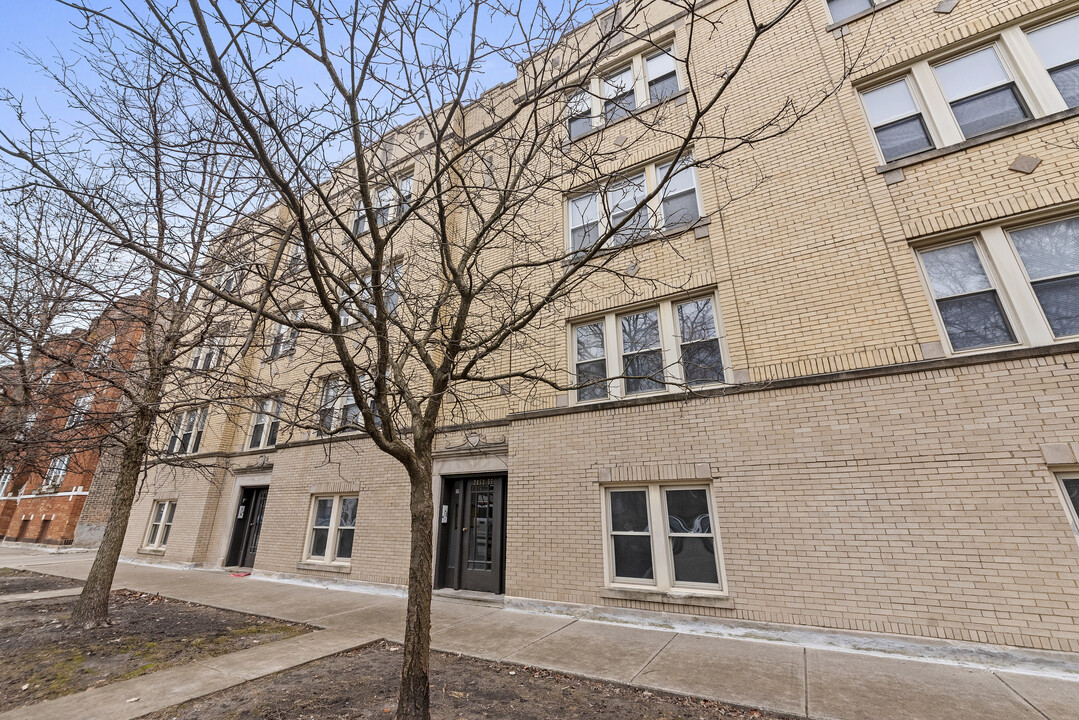 2843 W Berteau Ave, Unit 55-2 in Chicago, IL - Building Photo