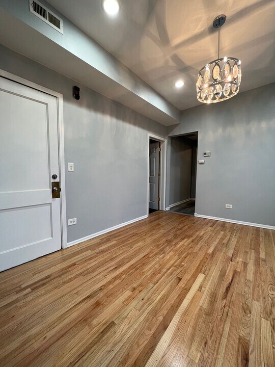 1355 S Springfield Ave, Unit 2 in Chicago, IL - Foto de edificio
