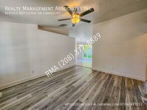 2717 E Sandgate Ave in Nampa, ID - Building Photo - Building Photo
