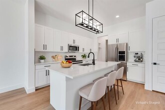 8909 Lowell St in Rowlett, TX - Building Photo - Building Photo