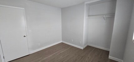 11602 W Charter Oak Rd in El Mirage, AZ - Foto de edificio - Building Photo