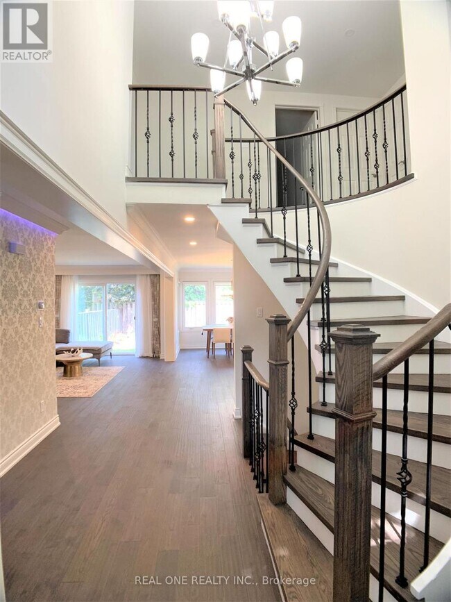 433 Mullen Dr in Vaughan, ON - Building Photo - Building Photo