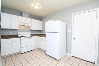 5859 Peachtree St in Milton, FL - Building Photo - Building Photo