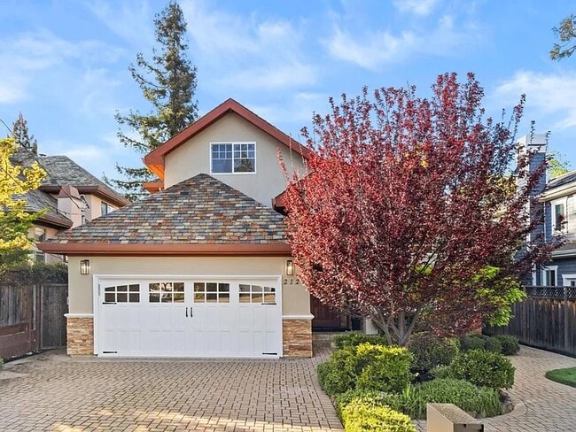 property at 2124 Oakley Ave