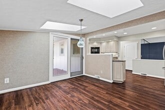 130 Brooklawn Dr in Rochester, NY - Foto de edificio - Building Photo
