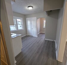 19451 Monterey Ave in Euclid, OH - Building Photo - Building Photo