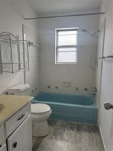 10706 Sagevale Ln in Houston, TX - Building Photo - Building Photo