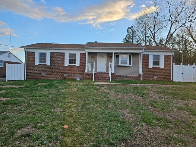 property at 4011 Old Warwick Rd