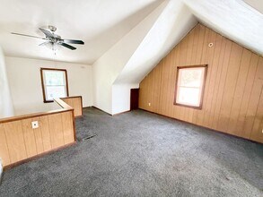 15901 Lotus Dr in Cleveland, OH - Building Photo - Building Photo