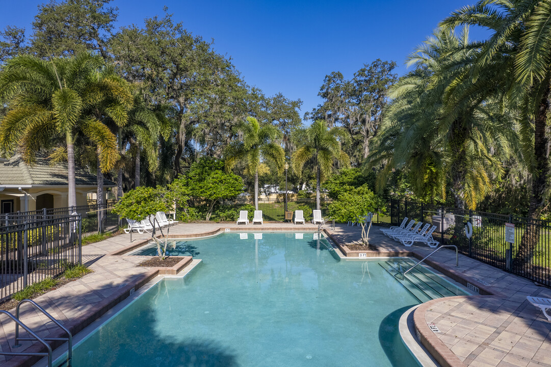 Brandywine Apartments in Tampa, FL - Foto de edificio