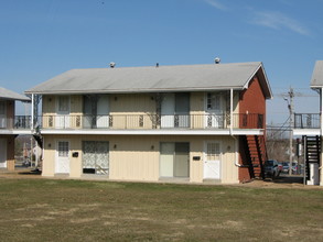 33-36 York Port Dr in Shiloh, IL - Foto de edificio - Building Photo