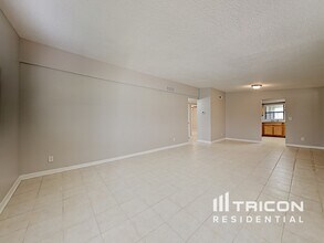 11249 Emuness Rd in Jacksonville, FL - Building Photo - Building Photo
