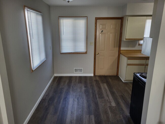 753 3rd Ave E in Shakopee, MN - Building Photo - Building Photo