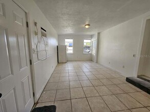 7406 Nolton Way in Orlando, FL - Building Photo - Building Photo