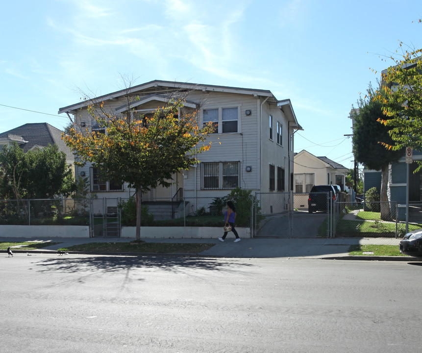 2716 Manitou Ave in Los Angeles, CA - Building Photo