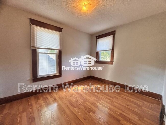 416 8th St in West Des Moines, IA - Building Photo - Building Photo