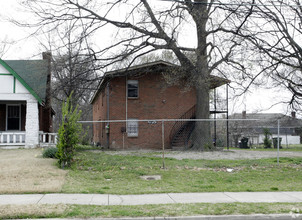 1025 S Wellington St in Memphis, TN - Building Photo - Building Photo