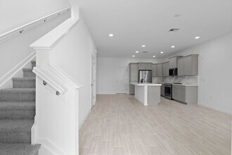 4616 Longwood Lake Sq in Westlake, FL - Building Photo - Building Photo