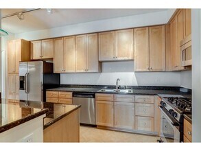 500 E Grant St in Minneapolis, MN - Building Photo - Building Photo