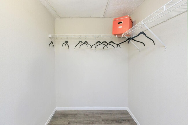 Harper at the Park in San Antonio, TX - Foto de edificio - Building Photo