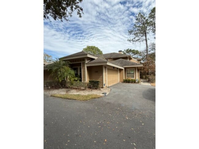 7245 Dr Phillips Blvd in Orlando, FL - Building Photo - Building Photo