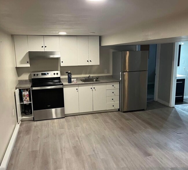 property at 4 Marshall St