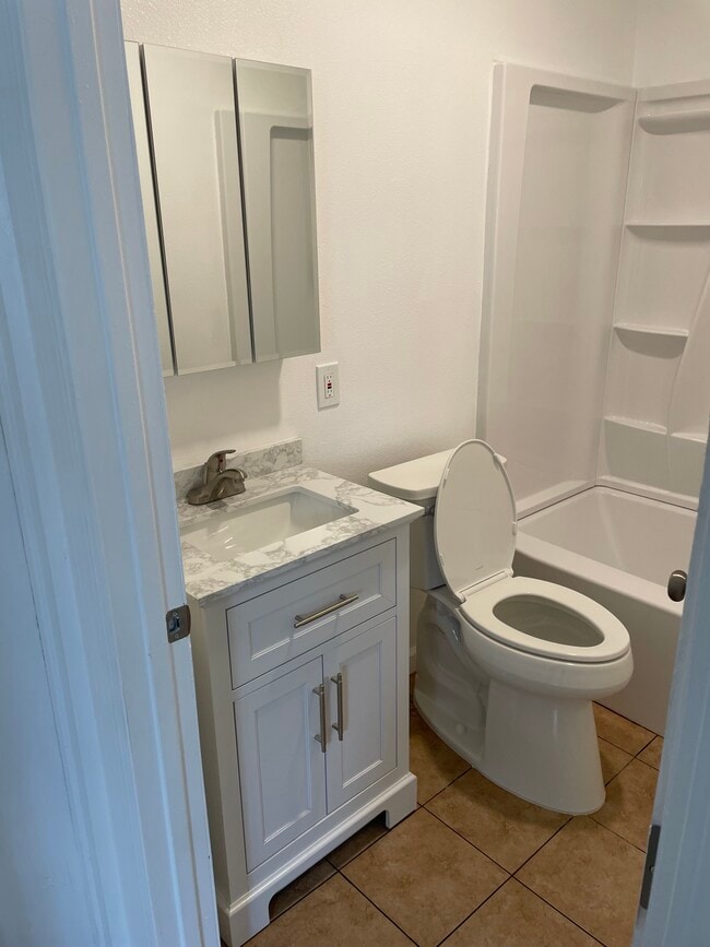 property at 1030 E 46th St