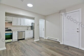 208 Columbus St in Fitchburg, MA - Building Photo - Building Photo