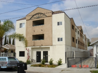 5421 La Mirada Ave in Los Angeles, CA - Building Photo - Building Photo