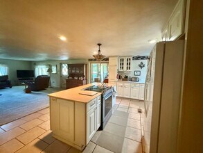 20211 W Pine Springs Rd in Cheney, WA - Building Photo - Building Photo