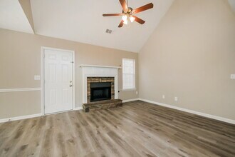846 Crabtree Ct in Jonesboro, GA - Building Photo - Building Photo